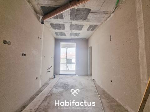 &#8203;&#8203;&#8203;&#8203;&#8203;&#8203;&#8203;&#8203;&#8203;&#8203;&#8203;&#8203;&#8203;&#8203;Apartamento T2 duplex com terraço em construção - Viseu
