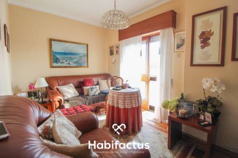 Apartamento T3 com terraço no centro de Viseu