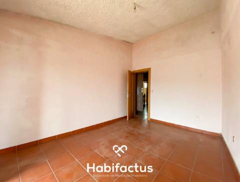 Moradia T2 à venda em Sobral - Carregal do Sal - Viseu