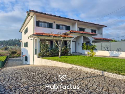 Moradia T4 para venda em Viseu