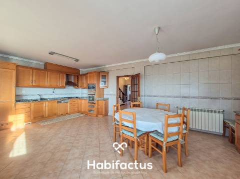 Moradia T4 para venda em Viseu