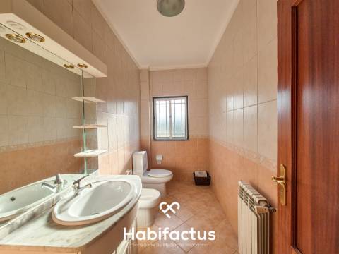 Moradia T4 para venda em Viseu