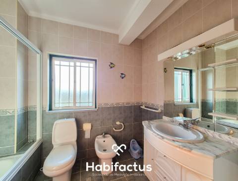 Moradia T4 para venda em Viseu