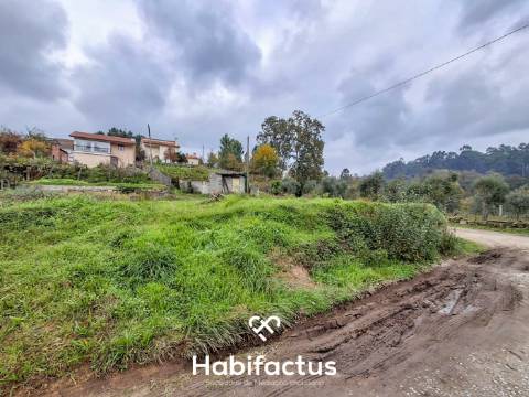 Terreno para construção com 1000 m2 em Viseu