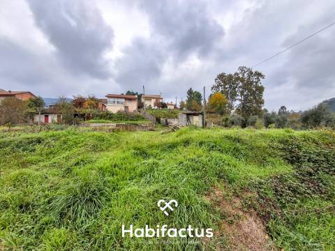 Terreno para construção com 1000 m2 em Viseu