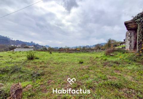 Terreno para construção com 1000 m2 em Viseu