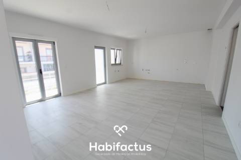 Moradia Geminada T3 em construção - Viseu