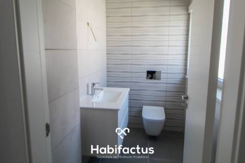 Moradia Geminada T3 em construção - Viseu