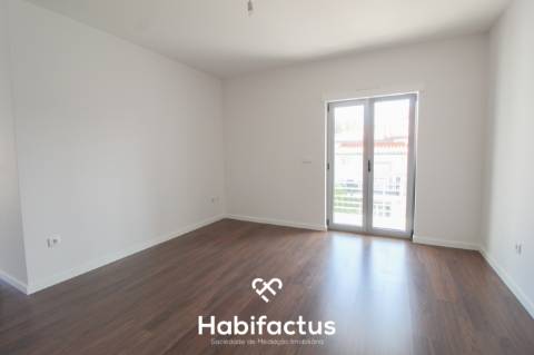 Moradia Geminada T3 em construção - Viseu