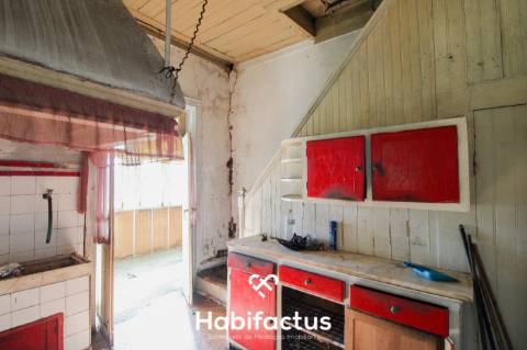 moradia centenária t4 para restaurar