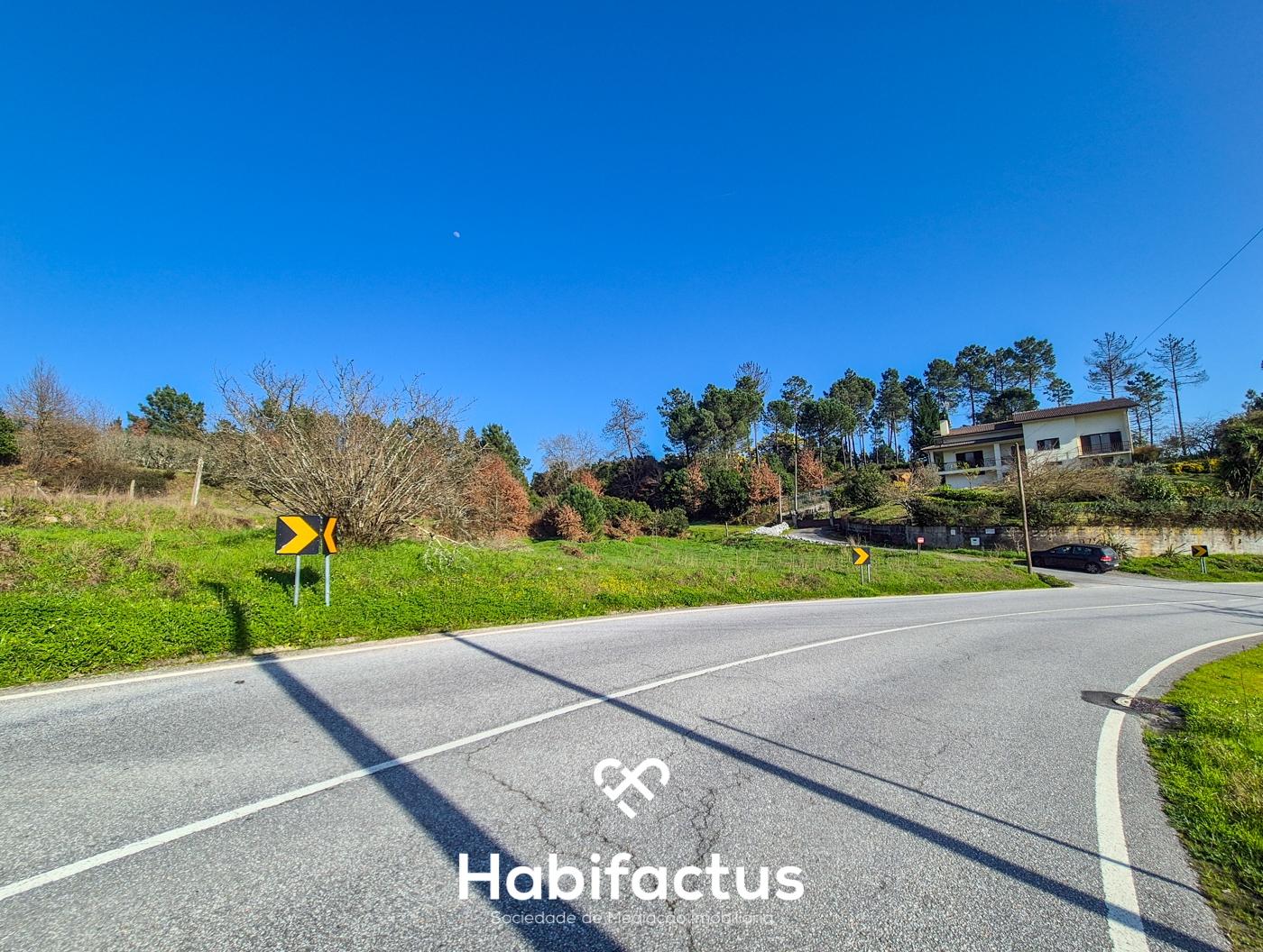 Terreno Rústico para construção - Viseu