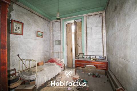 Moradia em pedra isolada para venda em Gumirães - Viseu