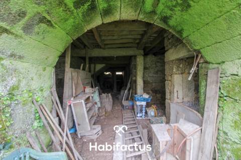 Moradia em pedra isolada para venda em Gumirães - Viseu