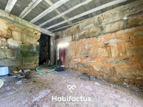 Moradia em Pedra para Reconstrução em Várzea de Tavares, Mangualde – Viseu -  Vistas Deslumbrantes p