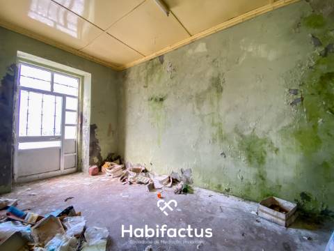 Moradia em Pedra para Reconstrução em Várzea de Tavares, Mangualde – Viseu -  Vistas Deslumbrantes p