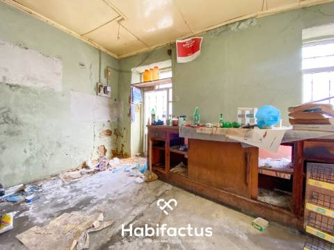 Moradia em Pedra para Reconstrução em Várzea de Tavares, Mangualde – Viseu -  Vistas Deslumbrantes p