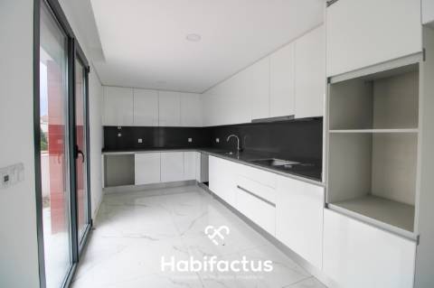 Apartamento T4 + dois T2, de luxo no centro da cidade