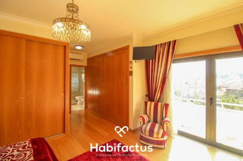 Moradia em Banda T3 Triplex no centro da cidade de Viseu