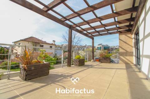 Moradia em Banda T3 Triplex no centro da cidade de Viseu