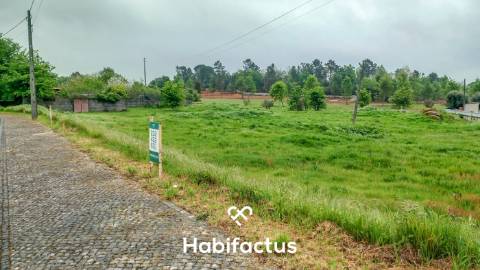 Terreno para venda em Viseu.