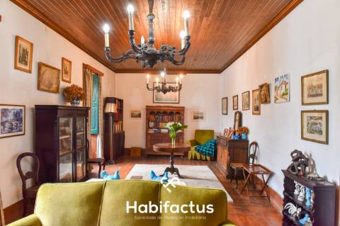 Casa Nobre setecentista no município de Carregal do Sal - Viseu