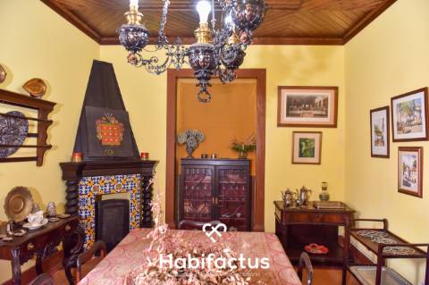 Casa Nobre setecentista no município de Carregal do Sal - Viseu