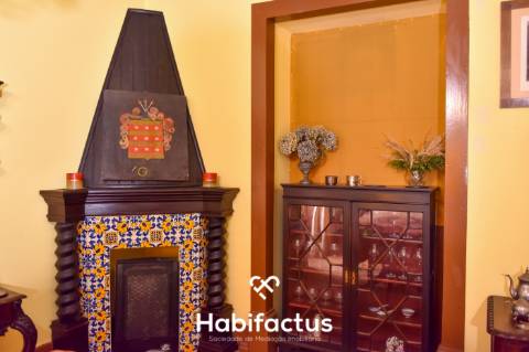 Casa Nobre setecentista no município de Carregal do Sal - Viseu