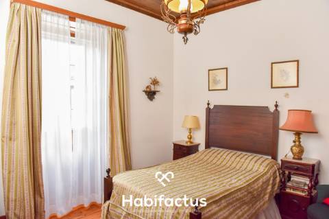 Casa Nobre setecentista no município de Carregal do Sal - Viseu