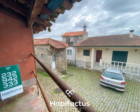 Moradia T2 em Pedra para Restauro – Cabanas de Viriato