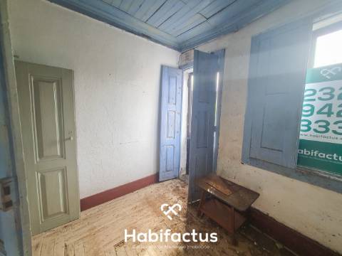 Moradia em pedra para venda em Paranhos da Beira - Seia.