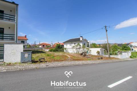 Lote de Terreno para moradia de Ponta - Viseu