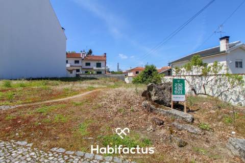 Lote de Terreno para moradia de Ponta - Viseu