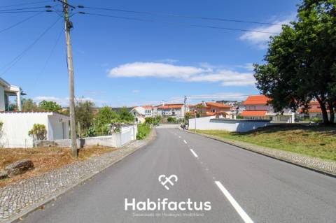 Lote de Terreno para moradia de Ponta - Viseu