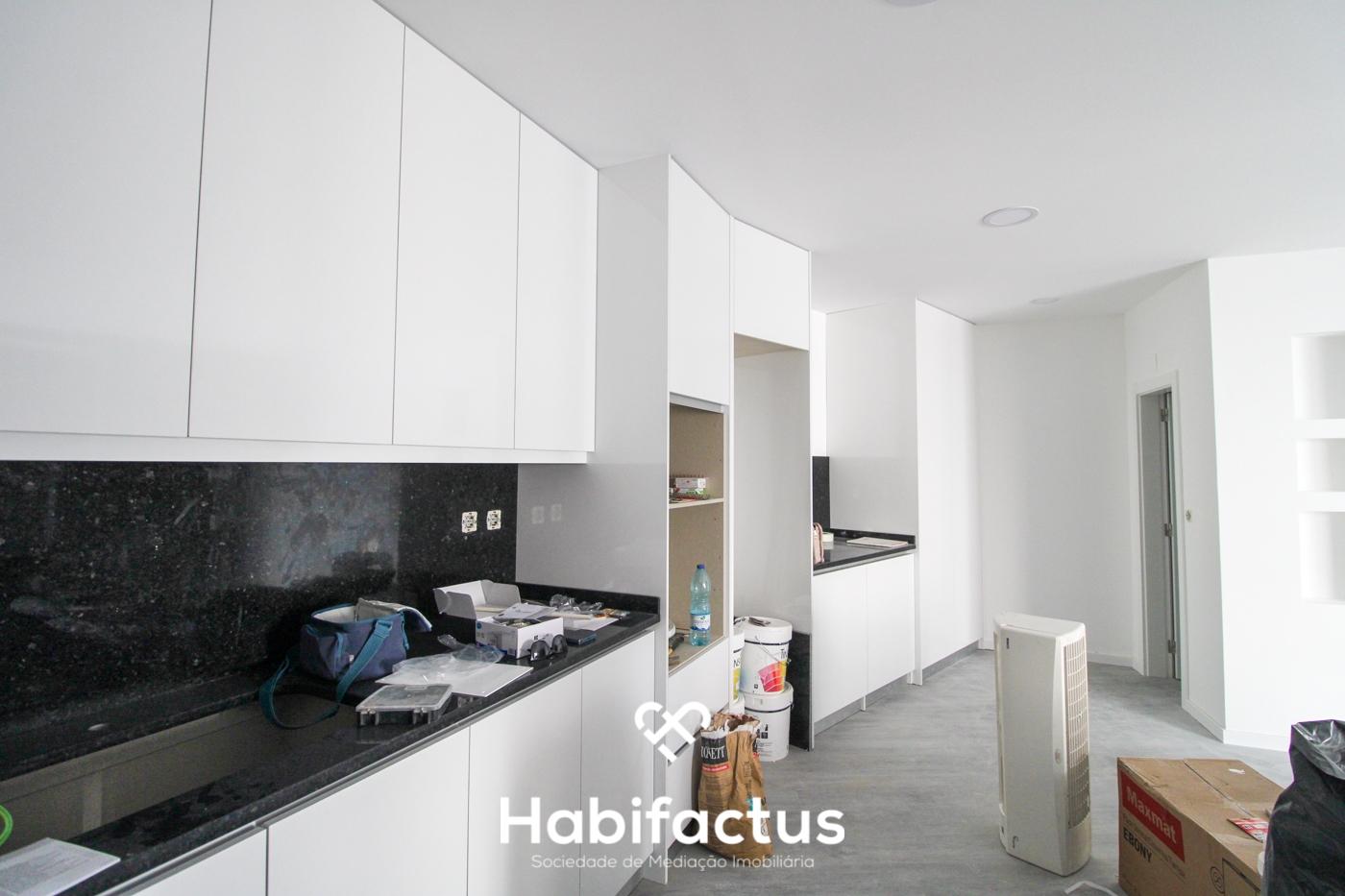 Moradia Remodelada T3 - São Miguel do Outeiro