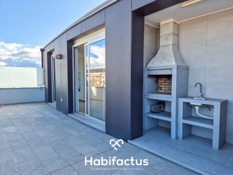 Apartamento T4 Cobertura no centro de Viseu