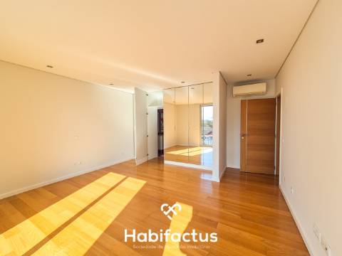 Apartamento T4 Cobertura no centro de Viseu