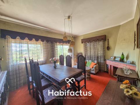 Moradia Isolada Próxima ao Centro de Viseu