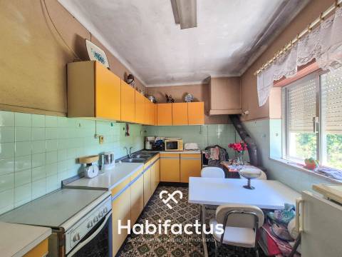 Moradia Isolada Próxima ao Centro de Viseu