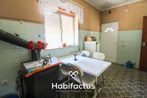 Moradia Isolada Próxima ao Centro de Viseu