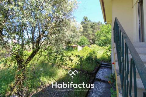 Moradia Isolada Próxima ao Centro de Viseu