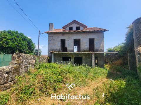 Moradia T3 à venda com Estrutura Sólida já construída em Beijós – Oportunidade Única para Concretiza