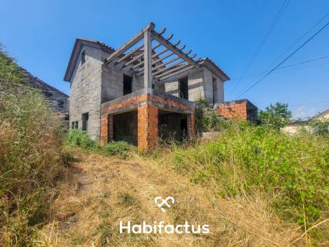 Moradia T3 à venda com Estrutura Sólida já construída em Beijós – Oportunidade Única para Concretiza