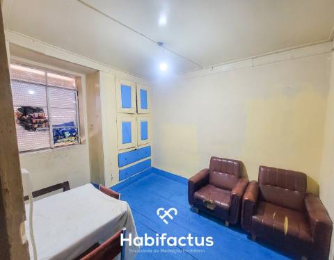 Moradia T2 à venda para Remodelar com Vista para a Serra da Estrela - Seia - Guarda.