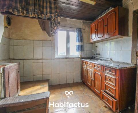 Prédio para reconstruir em Viseu