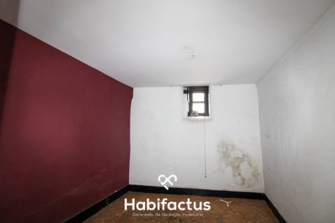 Prédio para reconstruir em Viseu