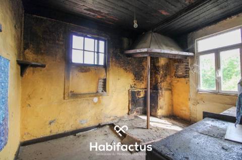 Prédio para reconstruir em Viseu