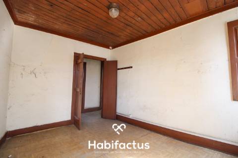 Prédio para reconstruir em Viseu