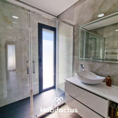 Moradia Isolada T3 à venda Moderna com Piscina aquecida e Churrasqueira - Viseu.