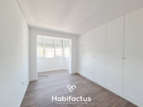 Apartamento T4 remodelado centro de Viseu