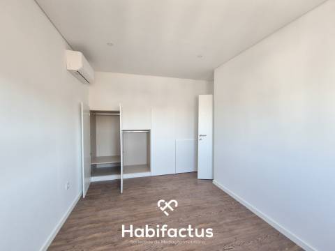 Apartamento T4 remodelado centro de Viseu